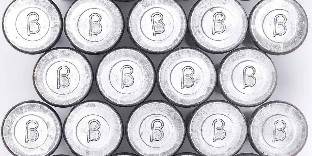 عدم تطابق گلمیخ با ورقهای عرشه فولادی