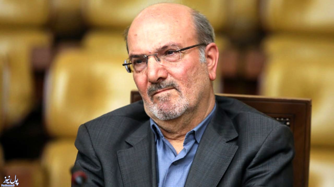 بادامچی: کارگران در تنگنا هستند