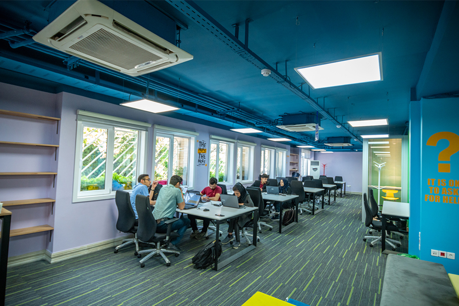 جذب طرح کسب و کار و محصولات نوآورانه پیش شتابدهی، شتابدهی و سرمایه گذاری جذب طرح کسب و کار و محصولات نوآورانه پیش شتابدهی، شتابدهی و سرمایه گذاری