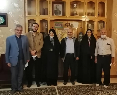 دیدار مدیرعامل بانک رسالت با خانواده شهیدان طوقانی