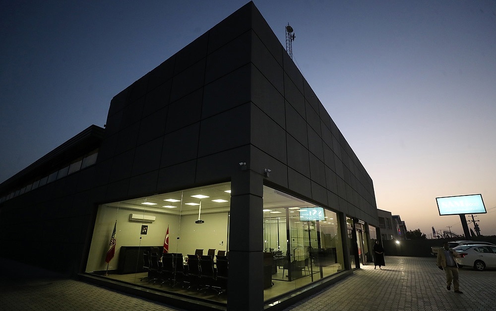 بهره برداری از نخستین کارخانه مبلمان سازی کیش؛ به زودی بهره برداری از نخستین کارخانه مبلمان سازی کیش؛ به زودی