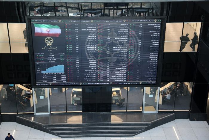 اثر قوانین جدید و انتخابات آمریکا بر بورس و دلار