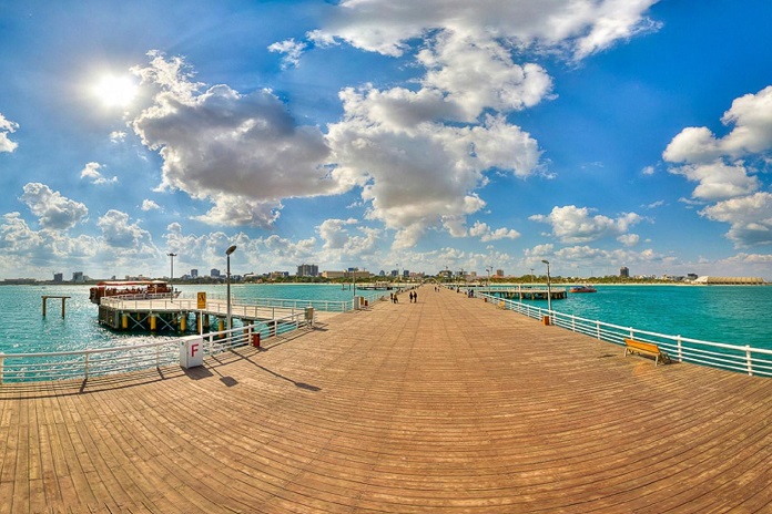 روز نگین خلیج فارس