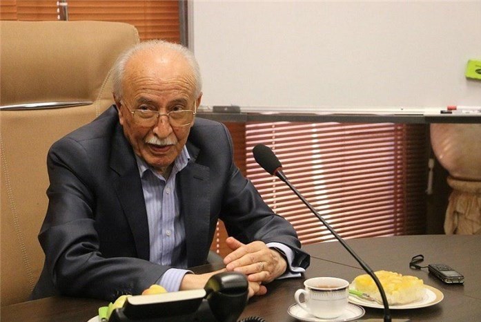 تولیدی//// منتشر نشود//// کسری بودجه دولت به بانک مرکزی ارتباطی ندارد/// تامین کسری بودجه دولت از طریق بانک مرکزی یعنی افزایش نرخ تورم اله وردی رجایی سلماسی بنیانگذار بانک سامان