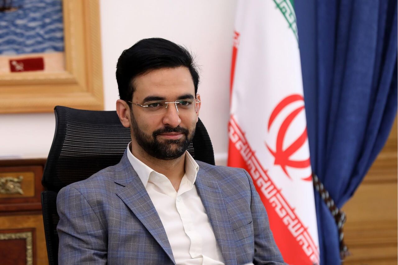 دانش‌آموزان مناطق فاقد اینترنت را مثل فرزندان خود می‌دانیم