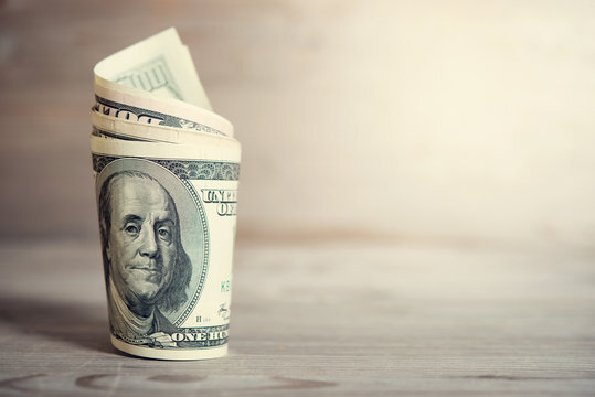 دلار در مقابل ارزهای دیگر عقب نشینی کرد