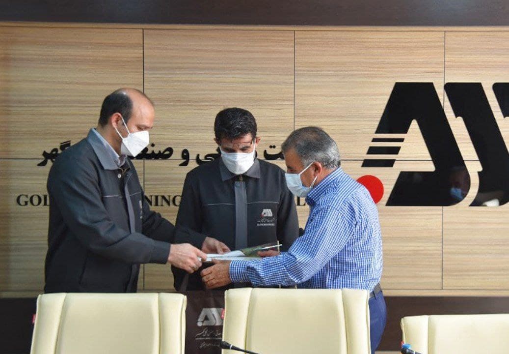 از پزشکان گل گهر تقدیر شد از پزشکان گل گهر تقدیر شد