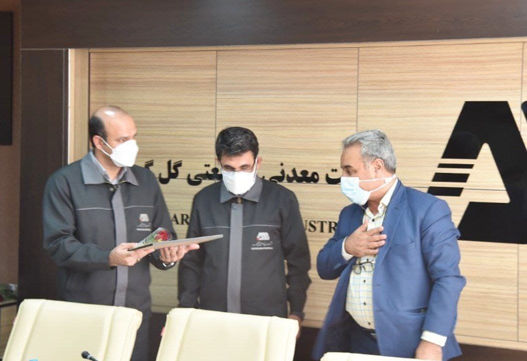 از پزشکان گل گهر تقدیر شد از پزشکان گل گهر تقدیر شد