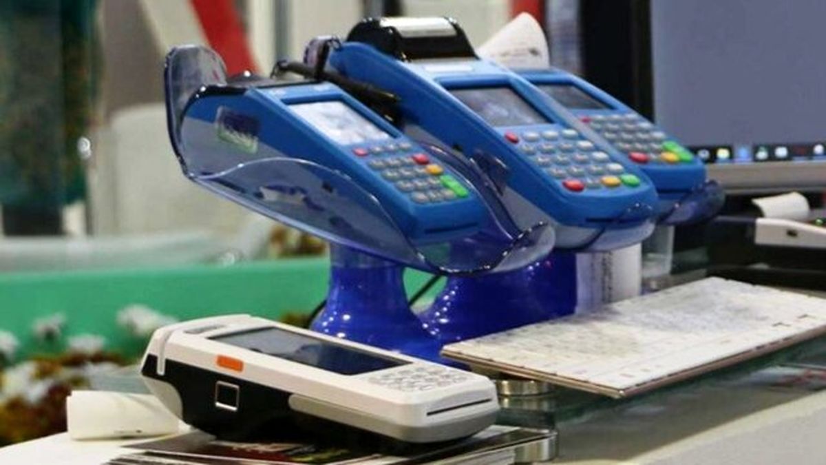 چرا فروشندگان از دریافت «کارت به کارت» استقبال میکنند؟ چرا فروشندگان از دریافت «کارت به کارت» استقبال میکنند؟