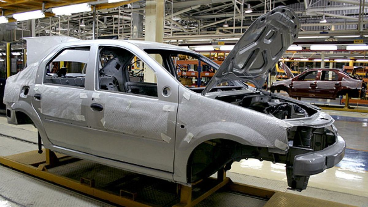 رونمایی از هدف خودرویی ایران و روسیه برای تولید مشترک رونمایی از هدف خودرویی ایران و روسیه برای تولید مشترک