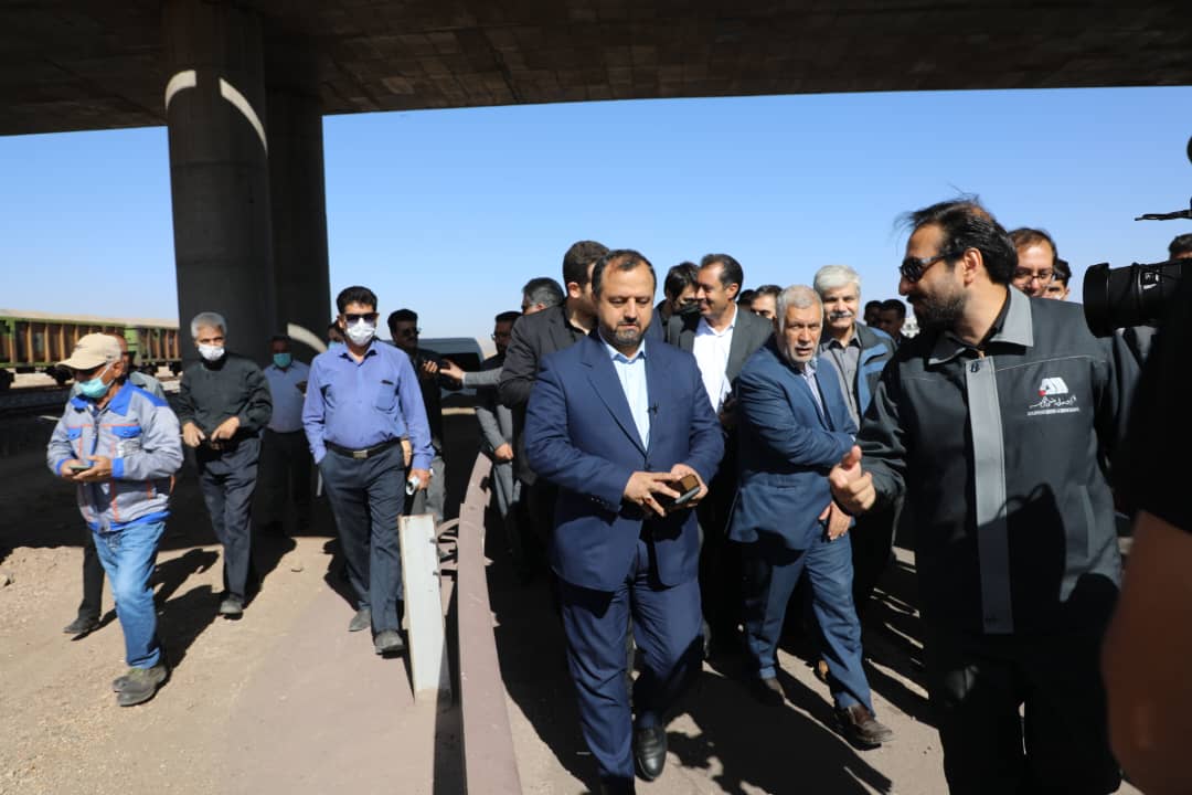 خودنمایی گل گهر در حضور وزیر اقتصاد خودنمایی گل گهر در حضور وزیر اقتصاد