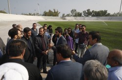 بازدید سعید محمد از روند توسعه و بازسازی ورزشگاه شماره یک المپیک کیش بازدید سعید محمد از روند توسعه و بازسازی ورزشگاه شماره یک المپیک کیش