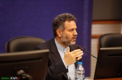 لزوم تشکیل اتاق فکر فعالان اقتصادی برای سرعت بخشی در رفع موانع مناطق آزاد
