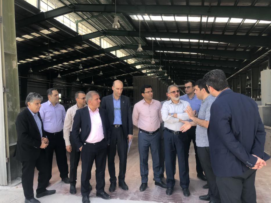 بانک صنعت و معدن در خدمت تولید