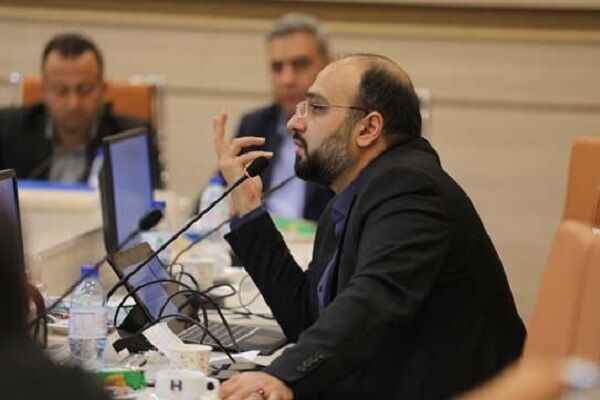 کارگروهی و رعایت قوانین و مقررات دو بال موفقیت بانک ها در مقابله با پولشویی است