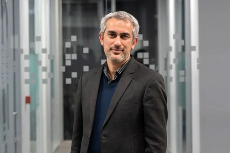 سید+علی+مدنی+زاده