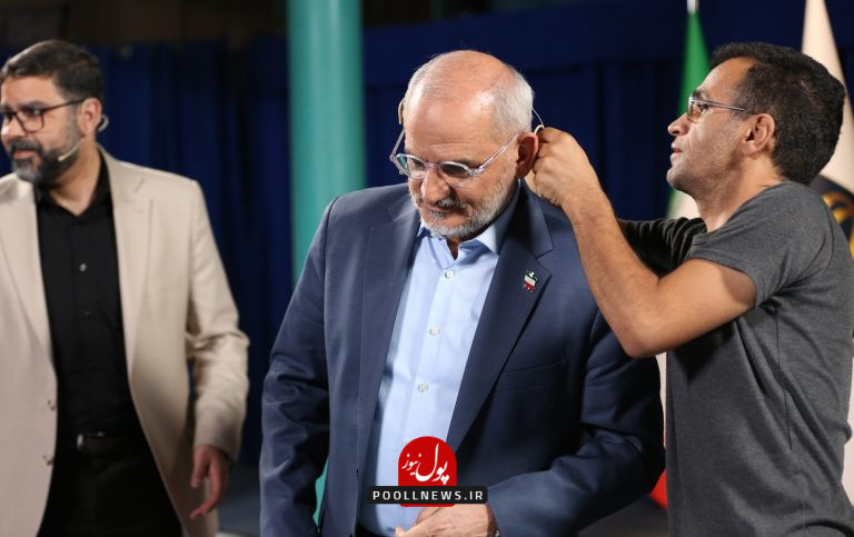 گفتگو+حضور+با+حاجی+میرزایی+رئیس+دفتر+رئیس+جمهور+در+حسینیه+جماران