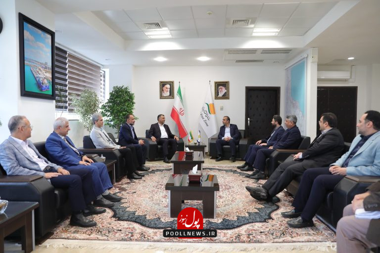 نمایندگان مجلس در انزلی